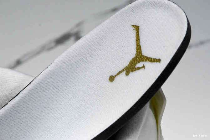 Jordan Retro Gold AQ9129-170 4 Metallic 0716